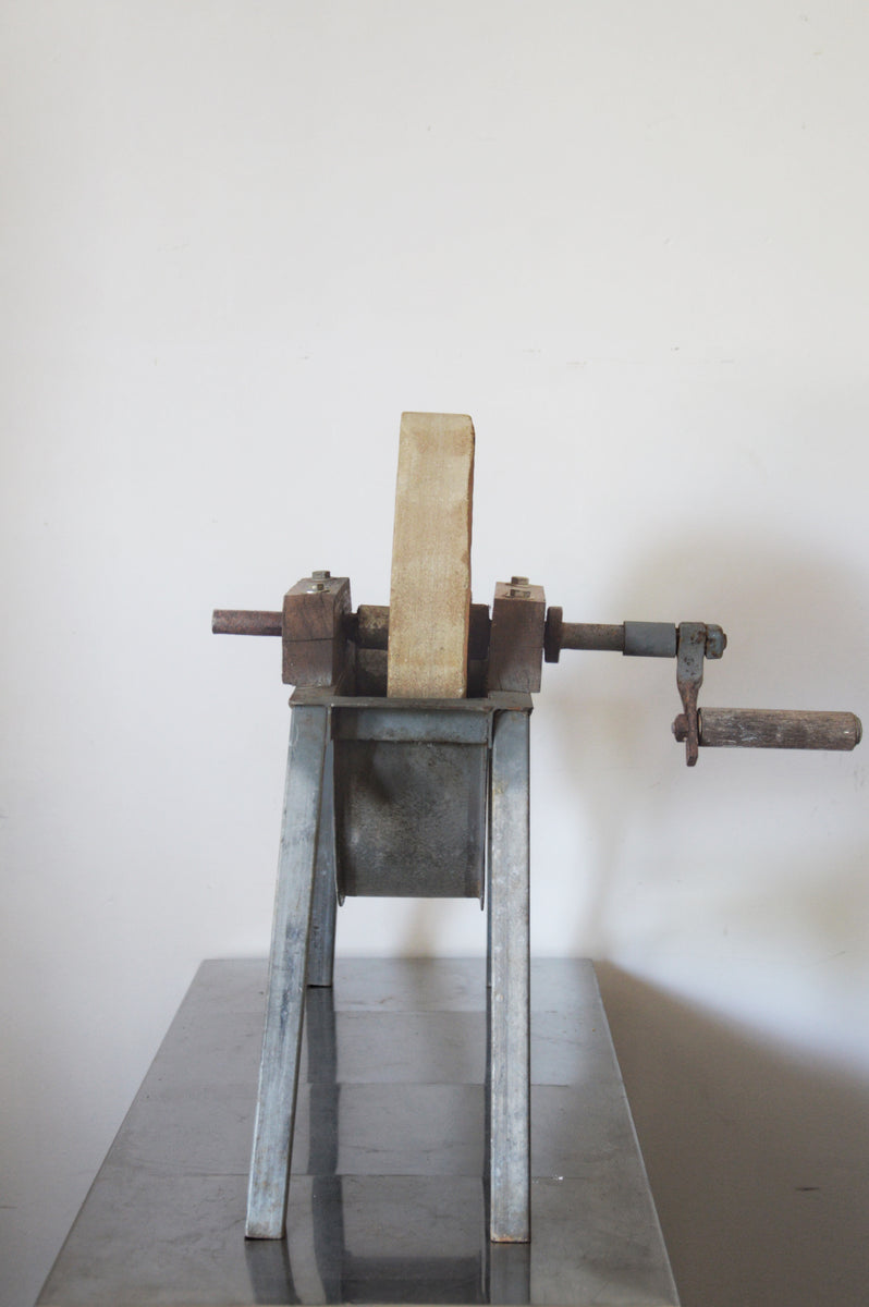 Antique Primitive hand cranked Grinding Stone Grinding Wheel JETRADING