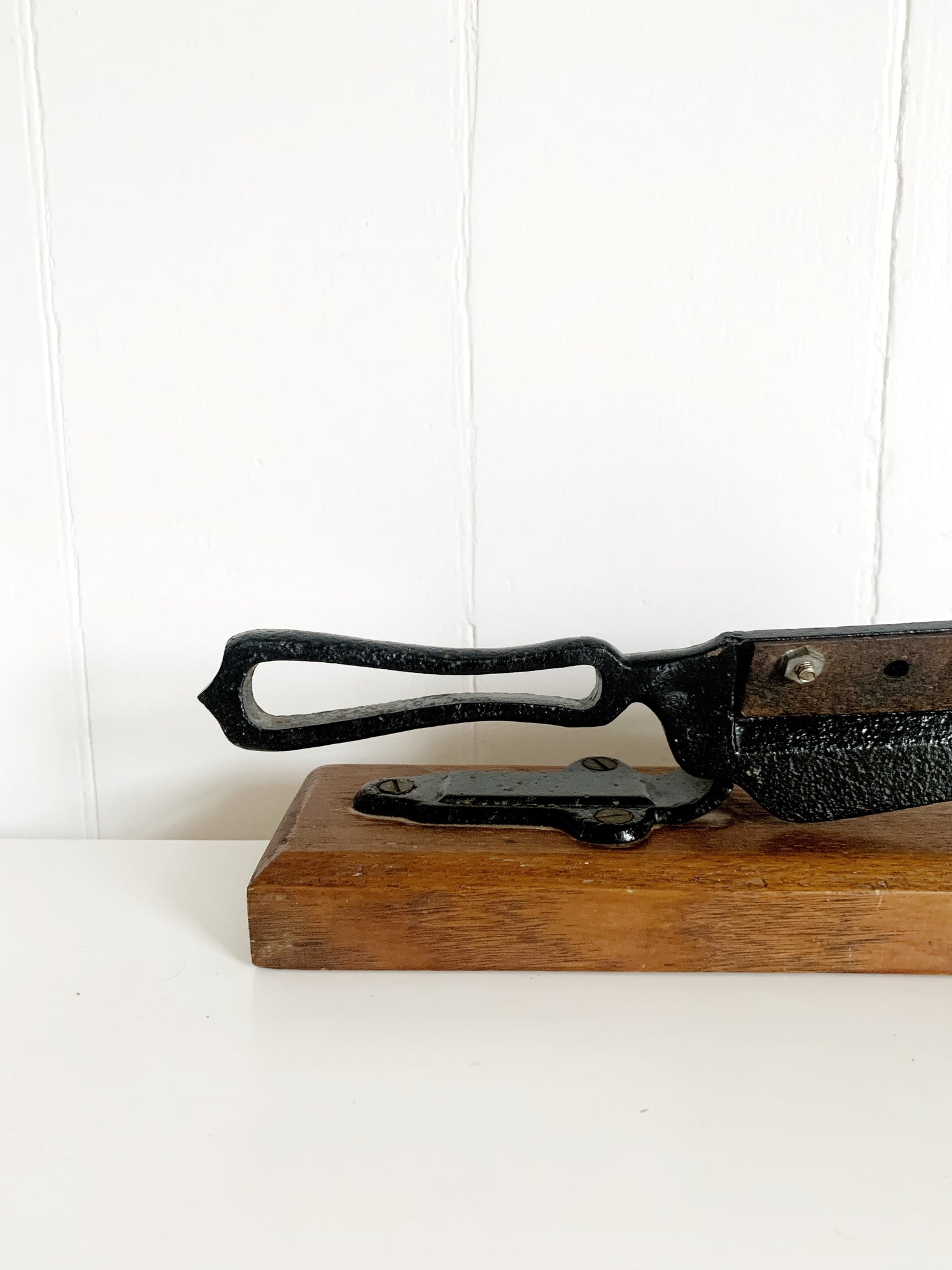 Vintage Tobacco Cutter