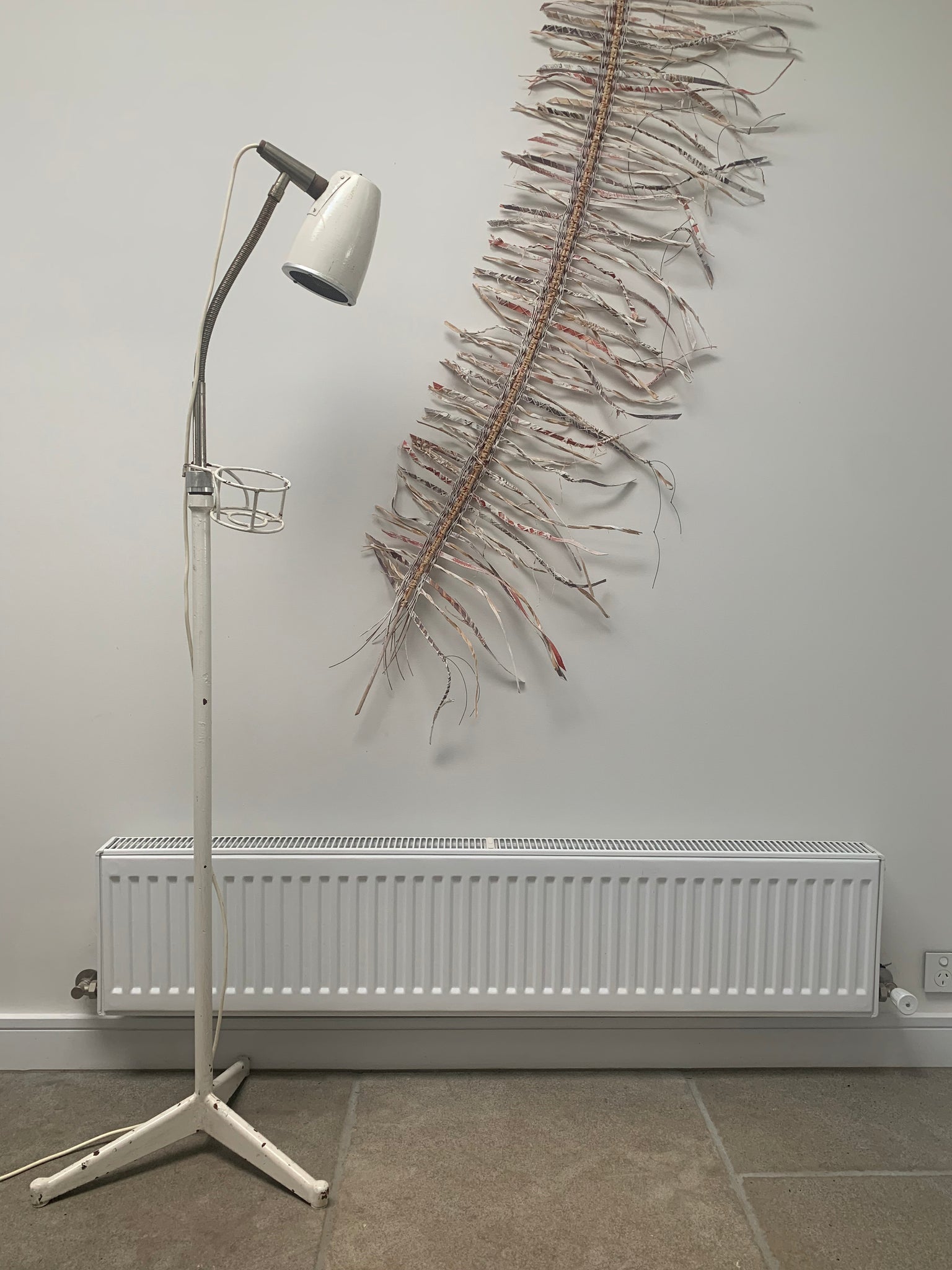 VINTAGE INDUSTRIAL EXTENDABLE FLOOR STANDING GOOSENECK MEDICAL