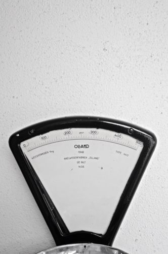 RARE Antique DUTCH OLLAND grocery candy shop scales 1948 AVERY BERKEL style