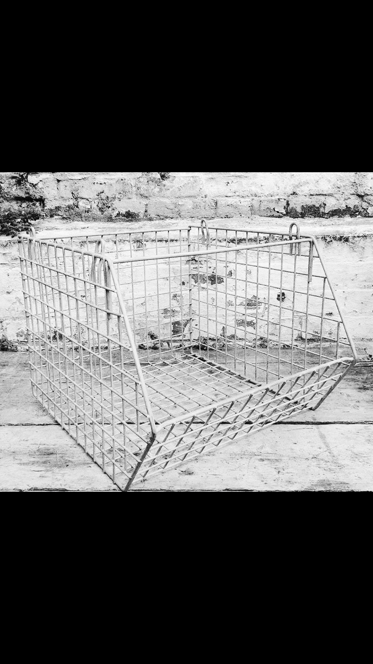 Vintage stackable basket stand