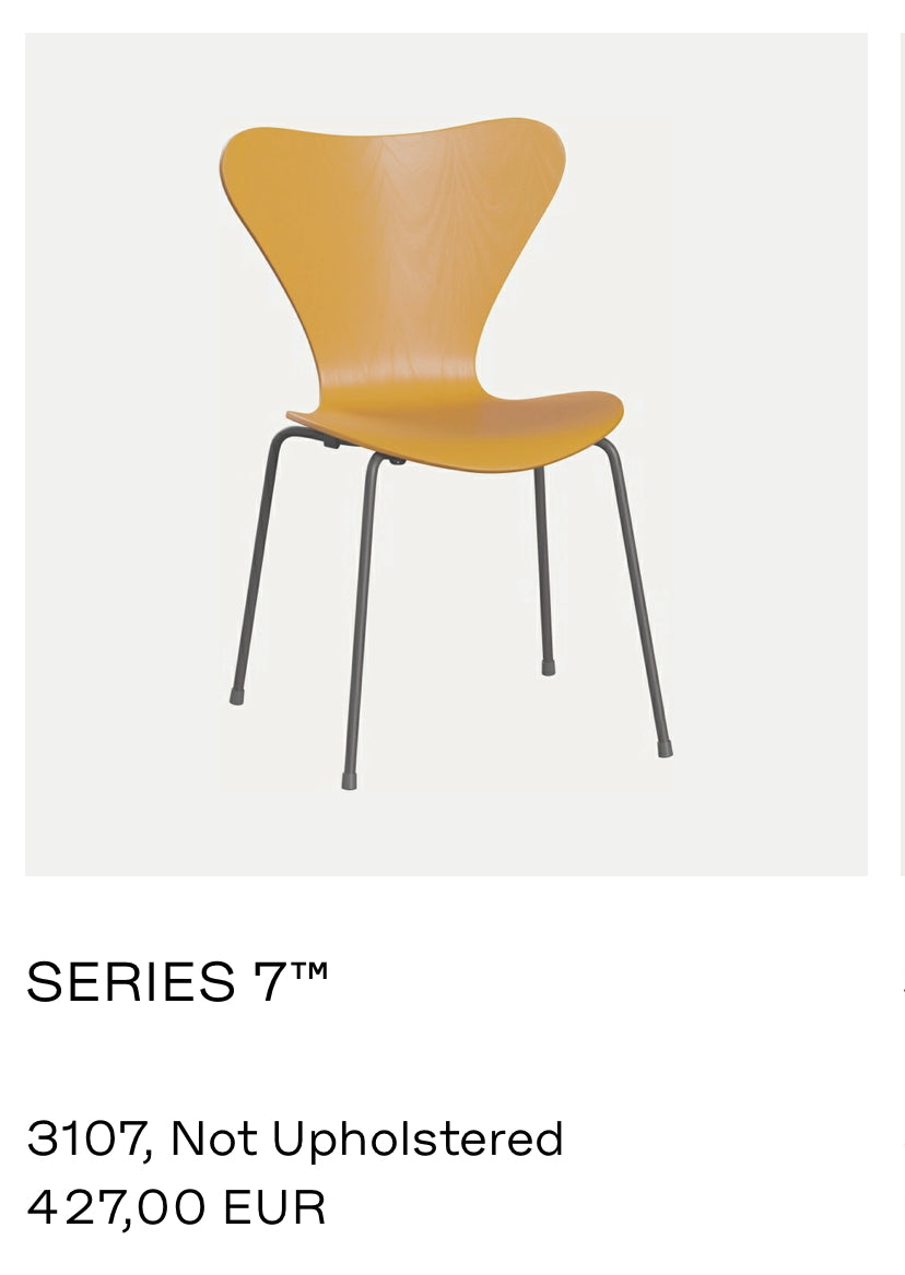 Arne Jacobsen Fritz Hansen Series 7 Chair