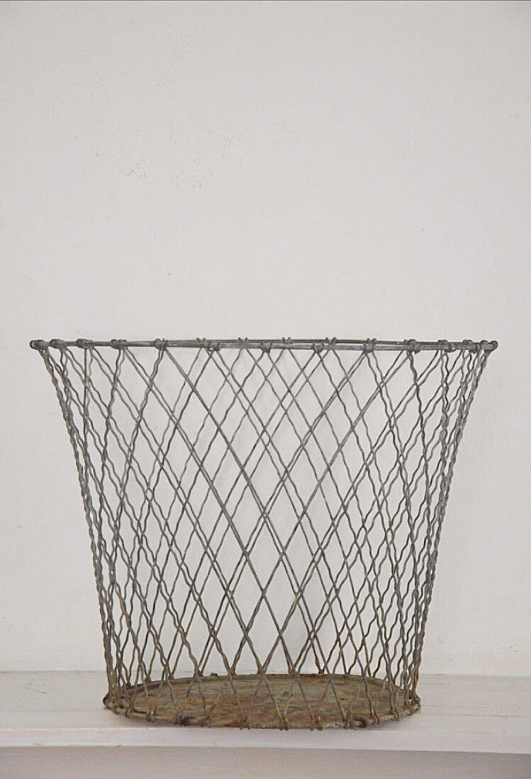 Original vintage metal wire storage basket